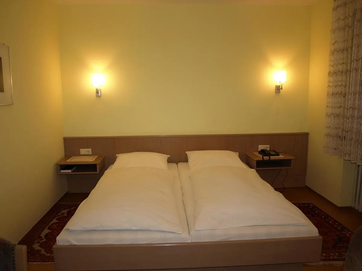 Hotel Astoria Bergrheinfeld